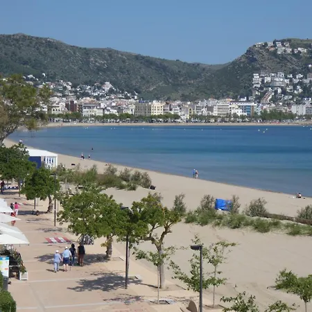 Passeig Maritim,33 Rosas