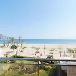Passeig Maritim,33