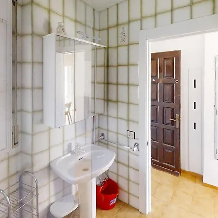 Passeig Maritim,33 Apartman *